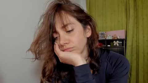 Snapshot of azumi_saan chatting on 4, 2, 2026 azumi saan online show from 4, 2, 2026