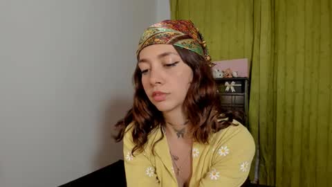 Snapshot of azumi_saan chatting on 7, 2, 2026 azumi saan online show from 7, 2, 2026