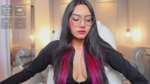 Azura online show from 6, 2, 2026