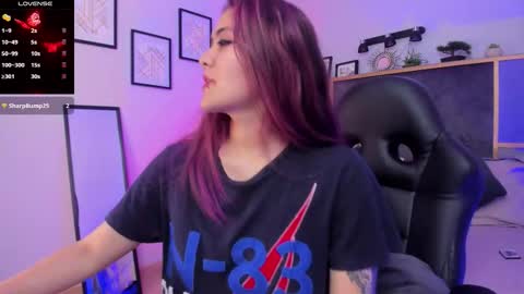 Azurra  online show from 18, 3, 2026