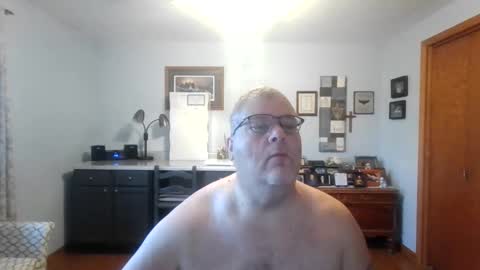 Snapshot of b1gh0rnyguy chatting on 16, 9, 2025 Cory online show from 16, 9, 2025