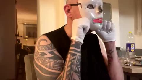 Snapshot of b33fdaddy chatting on 9, 11, 2025 BEEF DADDY online show from 9, 11, 2025