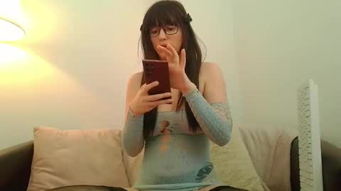 Snapshot of b3cky_ chatting on 4, 3, 2025 Rebecca online show from 4, 3, 2025