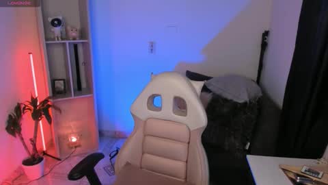 Snapshot of baaby_boyy chatting on 12, 11, 2025 odeley online show from 12, 11, 2025