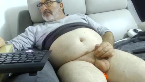 Snapshot of babacool96 chatting on 6, 11, 2025 babacool 96 online show from 6, 11, 2025