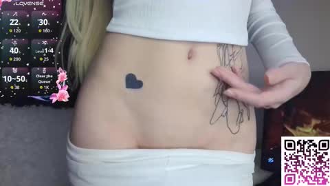 Foxy online show from 8, 9, 2025