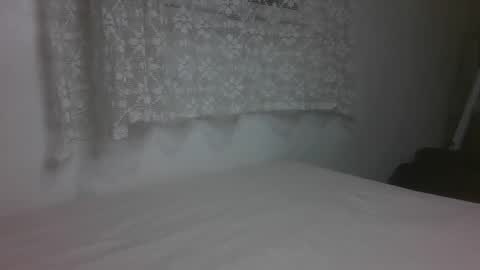 Snapshot of babe_singer_undercover chatting on 2, 12, 2025 Ava online show from 2, 12, 2025