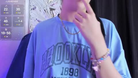 Queen B online show from 11, 4, 2026