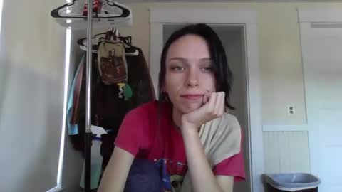 Fern Browning online show from 9, 10, 2025