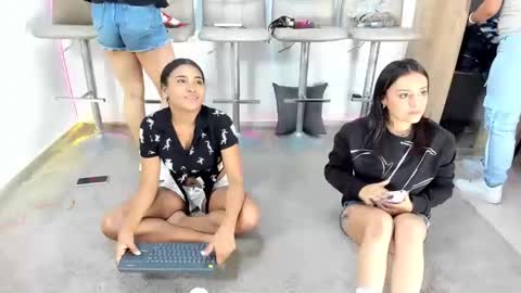 hotgirls online show from 16, 1, 2025