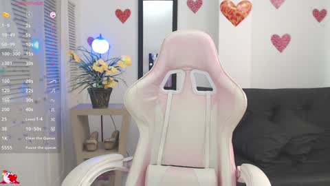 Snapshot of baby_blue18_ chatting on 10, 1, 2025 salome online show from 10, 1, 2025
