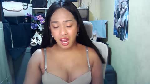 Snapshot of baby_cassandra chatting on 11, 9, 2025 cassandra online show from 11, 9, 2025