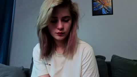 Snapshot of baby_claude chatting on 25, 6, 2026 Kate online show from 25, 6, 2026