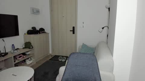 Snapshot of baby_for_daddy18 chatting on 9, 2, 2025 Call me baby real name Eva online show from 9, 2, 2025