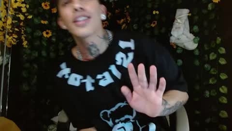 Snapshot of baby_gio chatting on 11, 12, 2024 OF GxoXabs online show from 11, 12, 2024