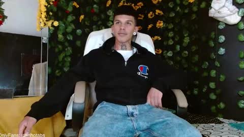 Snapshot of baby_gio chatting on 19, 12, 2024 OF GxoXabs online show from 19, 12, 2024