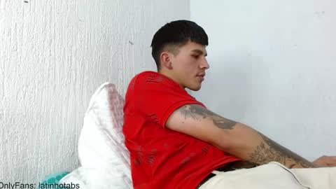 Snapshot of baby_gio chatting on 4, 3, 2025 OF GxoXabs online show from 4, 3, 2025