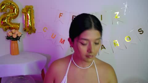 BABY HONEY online show from 12, 1, 2025