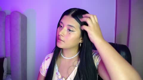 BABY HONEY online show from 8, 2, 2025