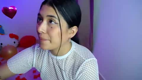 BABY HONEY online show from 17, 2, 2025