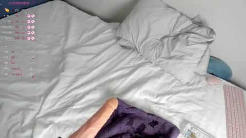 Snapshot of baby_jul1 chatting on 15, 2, 2025 JULY online show from 15, 2, 2025