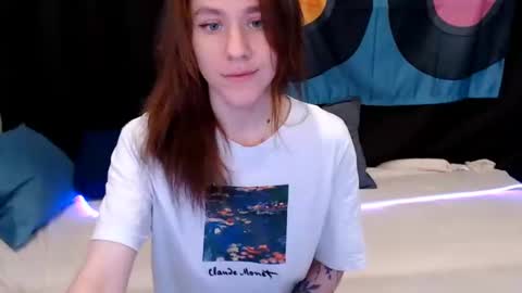 baby_kitte online show from 23, 12, 2024