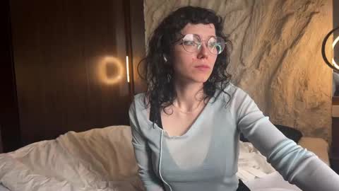 Eva online show from 11, 5, 2026