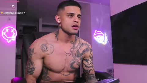 Snapshot of baby_rausch chatting on 11, 2, 2025 baby_rausch online show from 11, 2, 2025