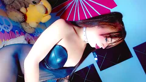Snapshot of baby_sexys1 chatting on 23, 10, 2025 Tatii online show from 23, 10, 2025