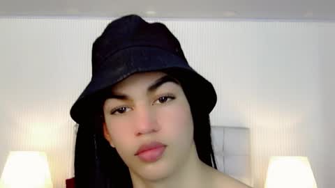 Snapshot of baby_sky01 chatting on 8, 10, 2025 KENDALL online show from 8, 10, 2025