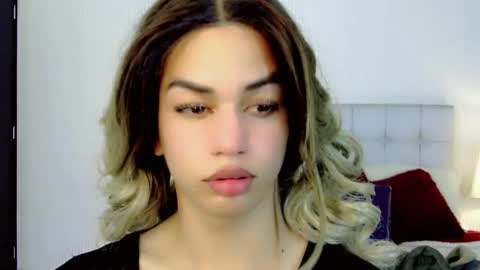 Snapshot of baby_sky01 chatting on 15, 10, 2025 KENDALL online show from 15, 10, 2025