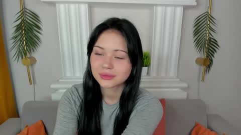 baby_sunsh1ne_ online show from 8, 6, 2026