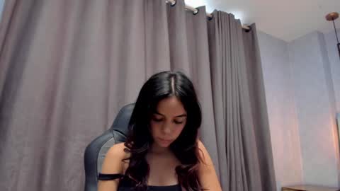 Snapshot of babyangel18_ chatting on 23, 1, 2025 ANGEL online show from 23, 1, 2025