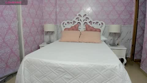 Snapshot of babyangel18_ chatting on 24, 9, 2025 ANGEL online show from 24, 9, 2025