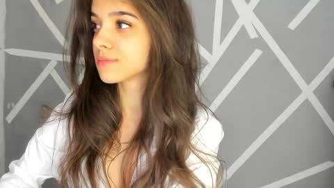 Snapshot of babyaylin chatting on 3, 1, 2025 Aylin online show from 3, 1, 2025