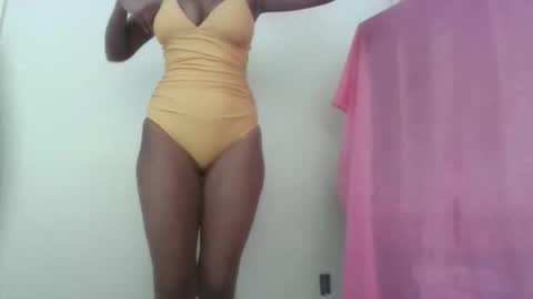 Snapshot of babycakes393594 chatting on 1, 11, 2025 Babycakes online show from 1, 11, 2025