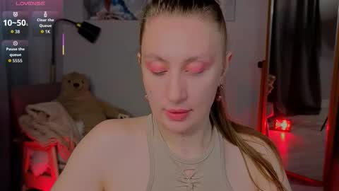 Snapshot of babydarkness chatting on 10, 10, 2025 Eva online show from 10, 10, 2025