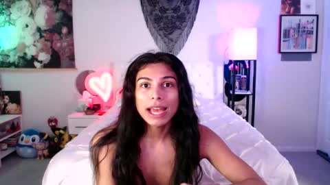 Snapshot of babyempathy chatting on 26, 11, 2025 akira online show from 26, 11, 2025