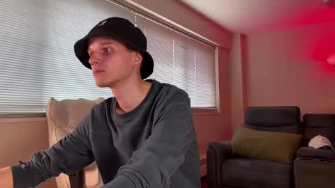 Snapshot of babyfacenorth chatting on 20, 2, 2025 Big cock boy online show from 20, 2, 2025