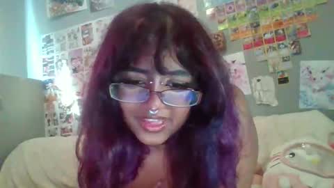 Snapshot of babymelodyx0x chatting on 13, 5, 2026 Melody 3 online show from 13, 5, 2026