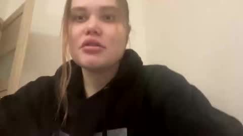 babymeow17 online show from 8, 1, 2026