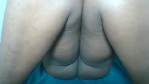 Snapshot of babymolly2 chatting on 29, 11, 2025 Rossy Kwekwe online show from 29, 11, 2025