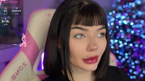 Snapshot of babyroxynill chatting on 19, 12, 2025 Nika online show from 19, 12, 2025