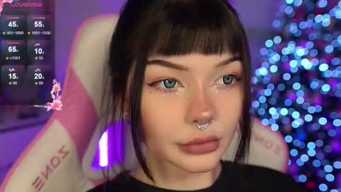 Snapshot of babyroxynill chatting on 21, 12, 2025 Nika online show from 21, 12, 2025