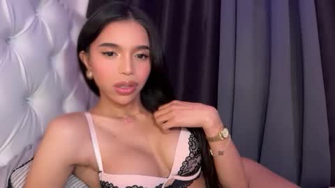 Snapshot of babysabrinaxx chatting on 23, 10, 2025 babysabrinaxx online show from 23, 10, 2025