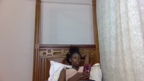 Snapshot of babytylerr chatting on 21, 10, 2025 babytylerr online show from 21, 10, 2025