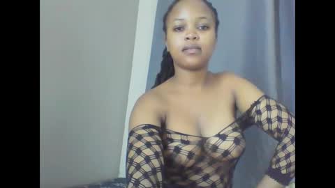 Snapshot of babyy_fface25 chatting on 8, 10, 2025 babyy_fface25 online show from 8, 10, 2025