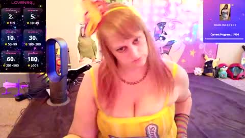 Snapshot of babyzelda chatting on 25, 5, 2026 BabyZelda online show from 25, 5, 2026