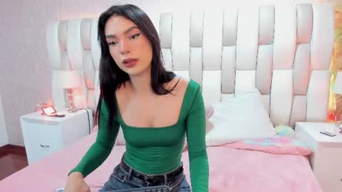 bad__girll_ online show from 24, 6, 2026