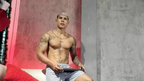 Snapshot of bad_boytoh chatting on 9, 1, 2026 bad_boytoh online show from 9, 1, 2026